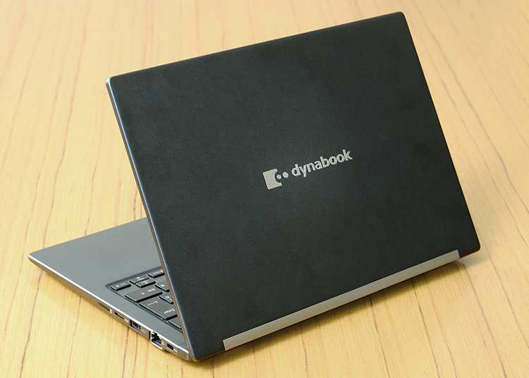 dynabook GA83 イメージ①