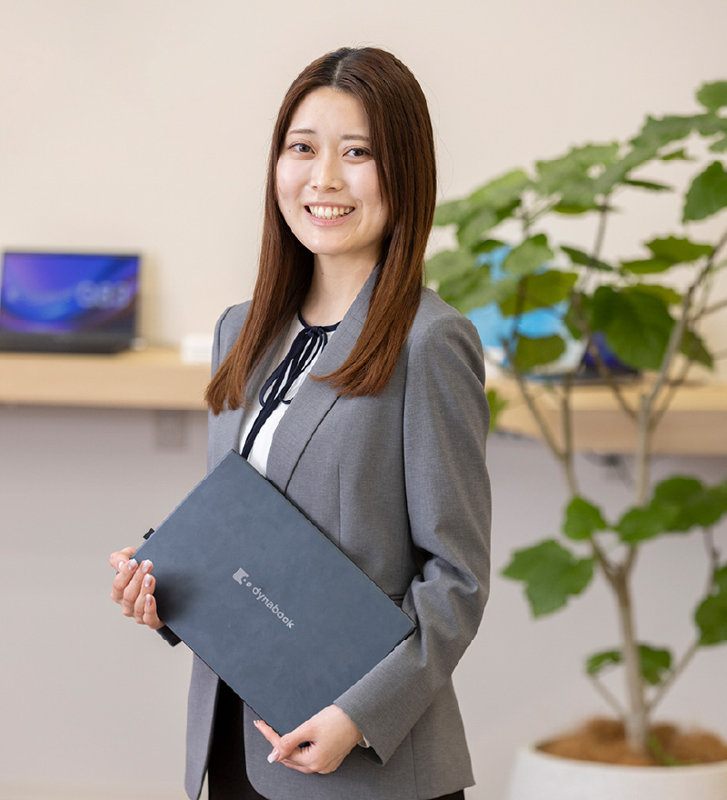 商品統括部 グローバル商品開発部 2025年 新卒入社 T.H さん